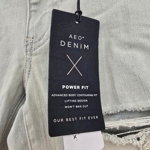 NEW American Eagle AEO Denim Distressed Skinny Jeans Light Wash Size 4 Short - Picture 11 of 16